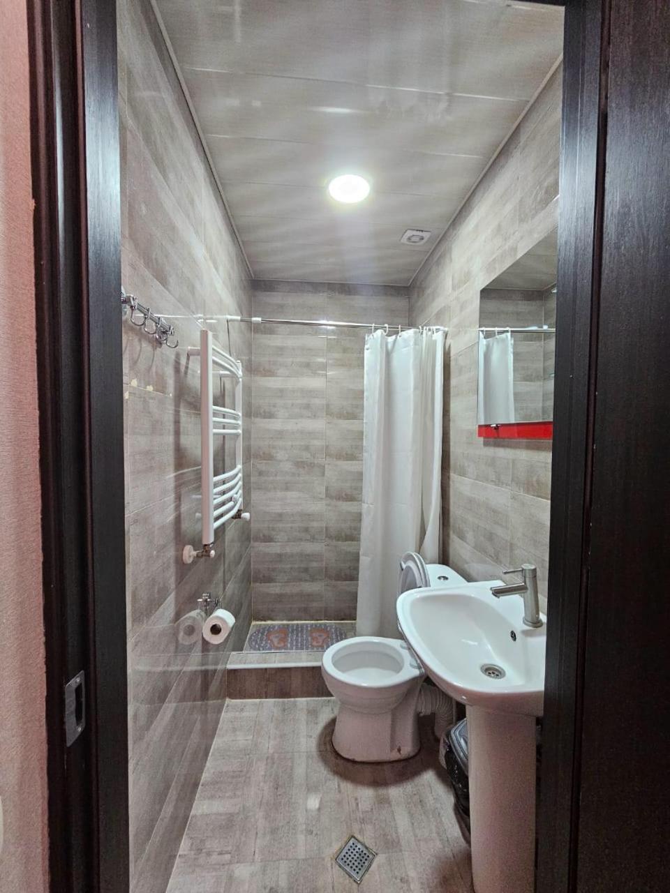 Discover Kazbegi Hotel Екстер'єр фото